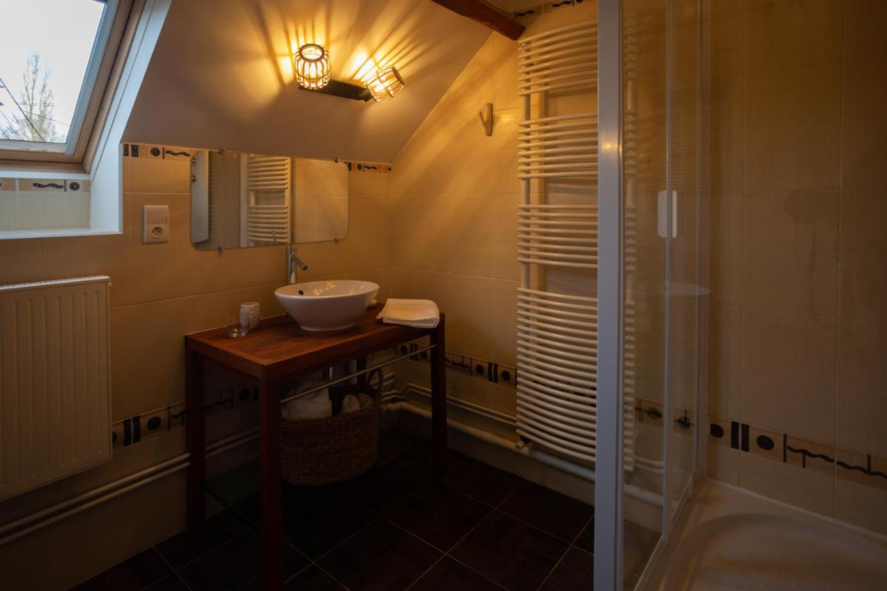 Bed and Breakfast La Ferme Du P'Tit Colibri Gury Экстерьер фото